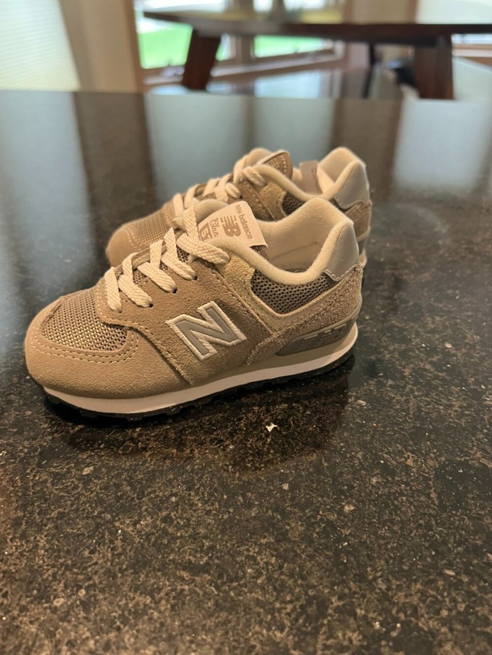 New Balance 574 Toddler Size 6 M Grey White Sneakers NIB